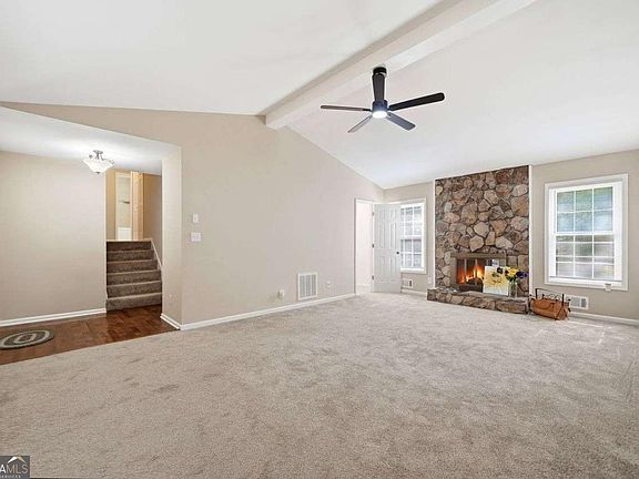 5th image of 165 Tyson Cir