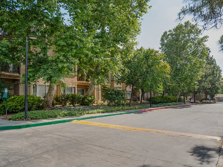 Valley Oaks Village — Photo 60