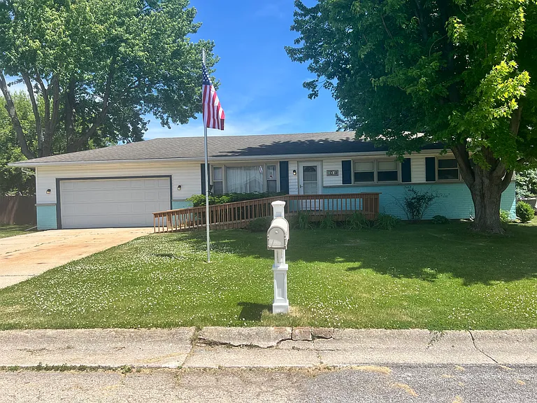 1801 Hildebrandt St — Photo 10