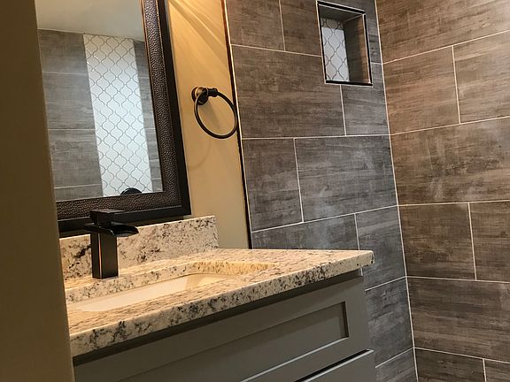 Similar bathroom 