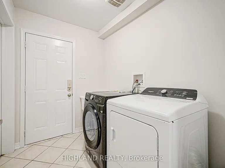 265 Ellen Davidson Dr #4 — Photo 6