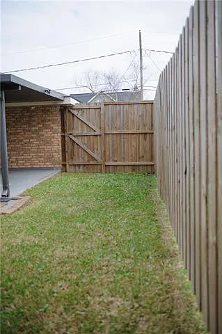 322 Valencia Dr — Photo 14