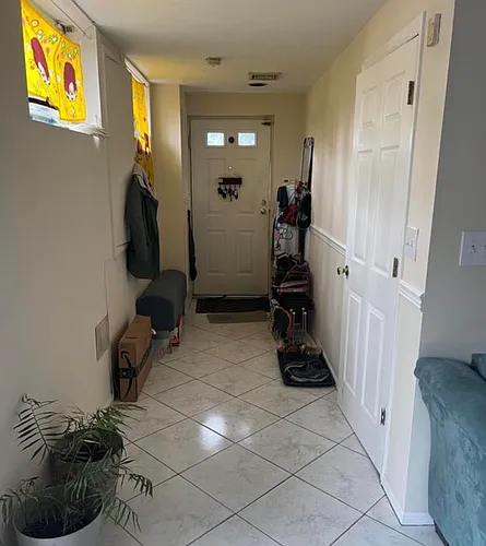 1428 Victory Blvd #1 Photo 1