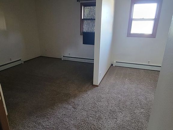 5th image of 904 3rd Ave NW #4