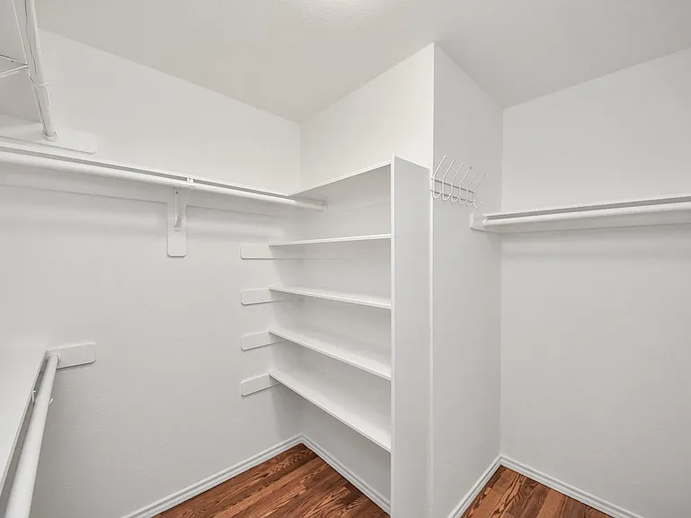 16526 Cairngrove Ln — Photo 36