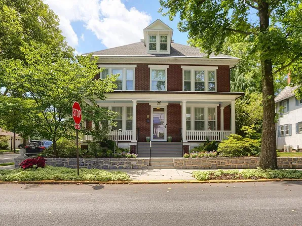 90 E Ridge St, Carlisle, PA 17013