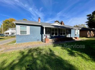 1625 E Cherokee St, Springfield, MO 65804