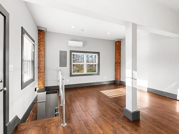 3rd image of 324 8th St