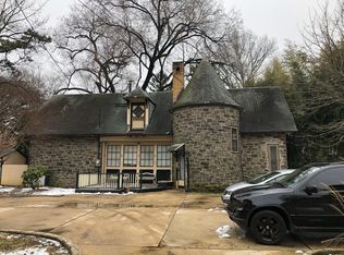 226 W School House Ln, Philadelphia, PA 19144