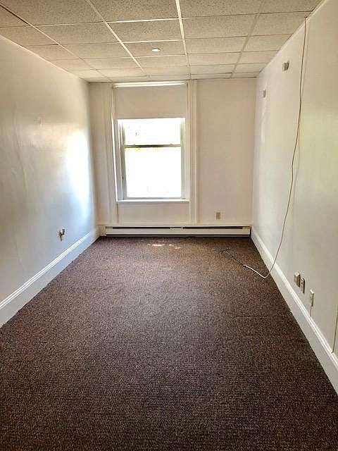 2nd image of 852 Beacon St APT 6