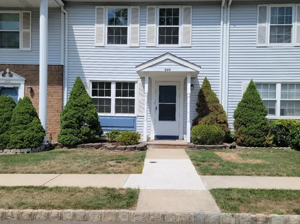 209 Gambocz Ct S, Monmouth Junction, NJ 08852