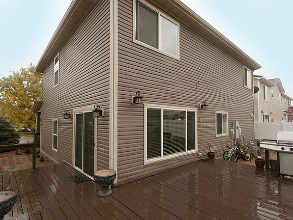 2nd image of 5261 Argonne Ct