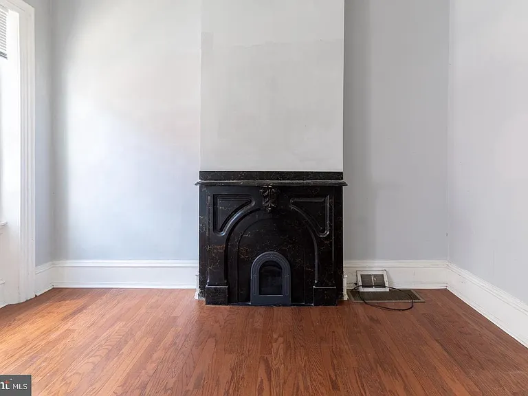 928 S 18th St — Photo 3