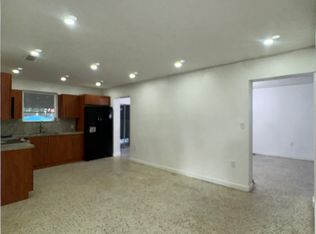 2477 SW 16th St, Miami, FL 33145