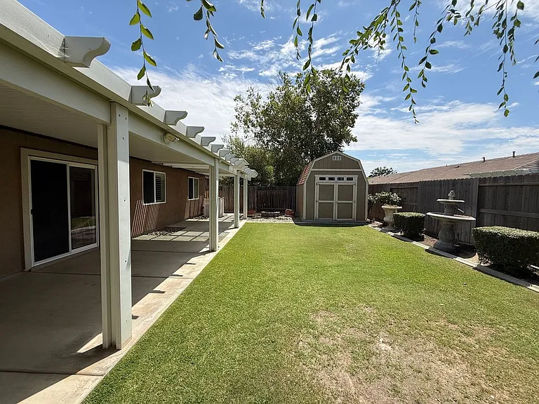 12319 Maclure Dr — Photo 9