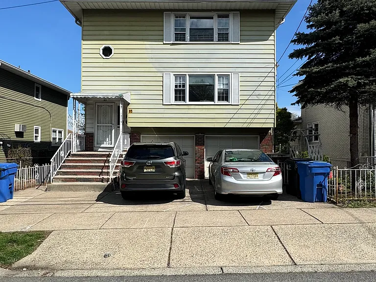 85 Eastern Way #2 — Photo 1
