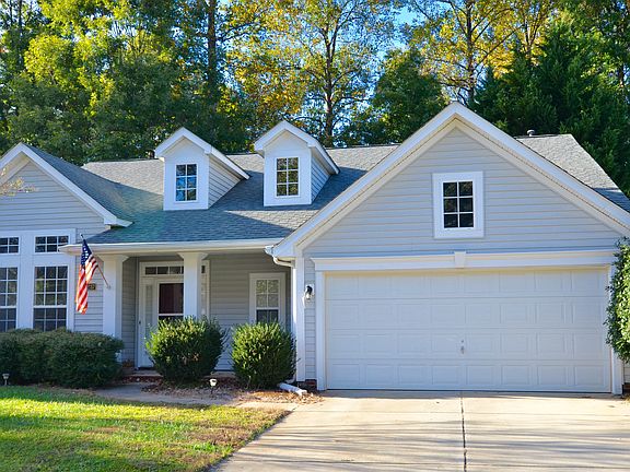 2nd image of 8237 Chatham Oaks Dr