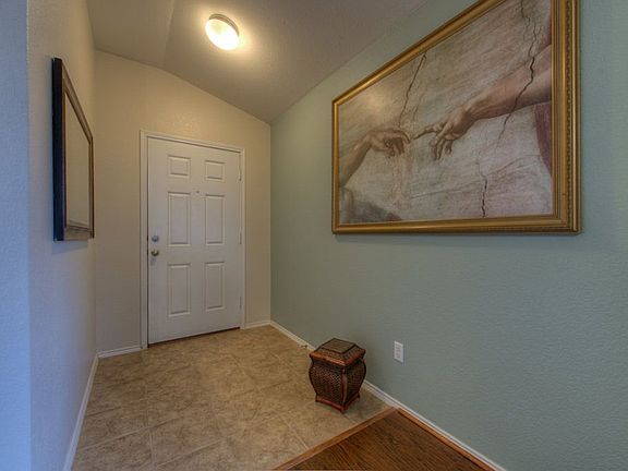 3rd image of 307 King Elder Ln