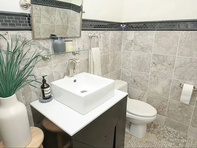 66 Franklin St #5A — Photo 13