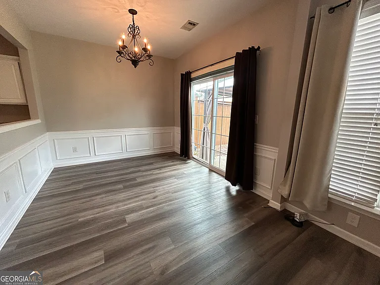 226 Regent Sq — Photo 6