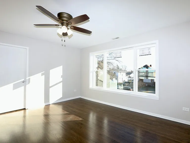 1216 Beacon St #2 — Photo 8