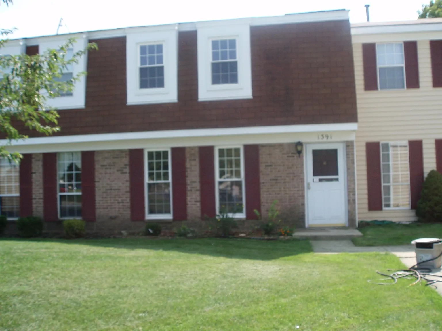 1391 Westminster Cir photo 1