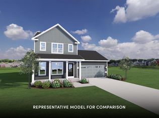 1158 Arrowood Cir W, Oconomowoc, WI 53066