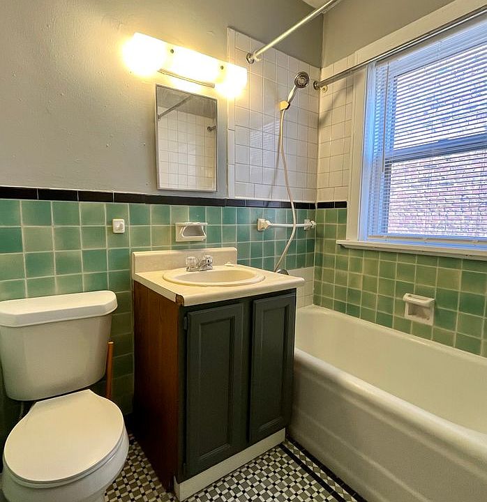 1st image of 2221 Jones St #222124