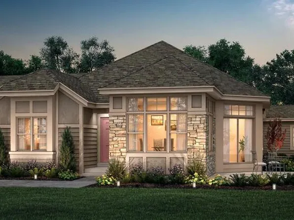 412 Standing Stone DRIVE #8-15, Waukesha, WI 53189