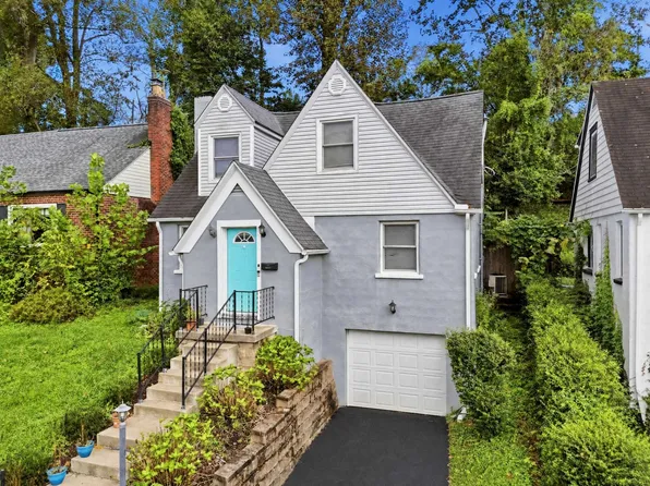 1641 Glenway Ln, Huntington, WV 25701