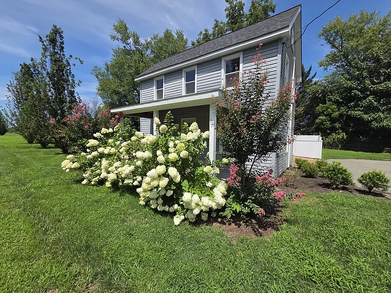 939 Cayots Corner Rd — Photo 1
