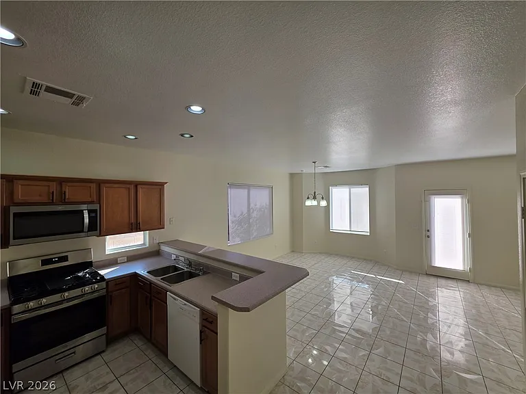731 Emerald Idol Pl — Photo 38