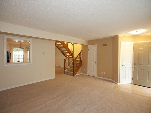 4th image of 9609 Green Gable Ct