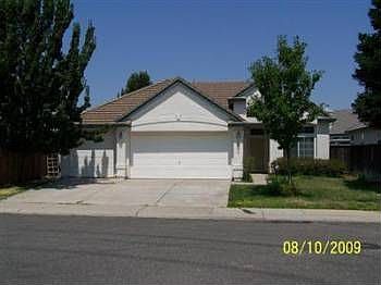 1st image of 8601 Underhill Dr