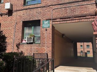 1641 Metropolitan Avenue #3H, Bronx, NY 10462