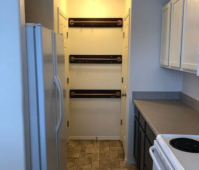 1112 Longbow Ln #G — Photo 7