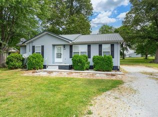 310 Daniel St, Island, KY 42350