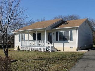 10866 Hunt Pl, Bealeton, VA 22712