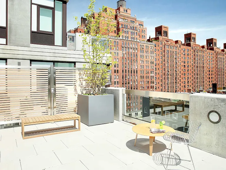 500 W 23rd St #8D — Photo 25