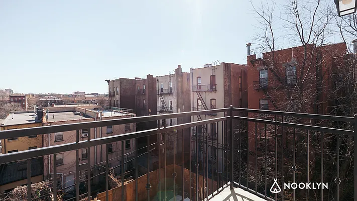 Rented by Nooklyn NYC LLC | media 22