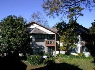 318 Harbour Oaks Dr, Saint Simons Island, GA 31522