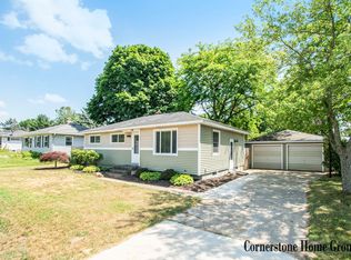 1732 Providence St NE, Grand Rapids, MI 49525