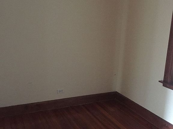 5th image of 1612 W Beach Ave APT 1
