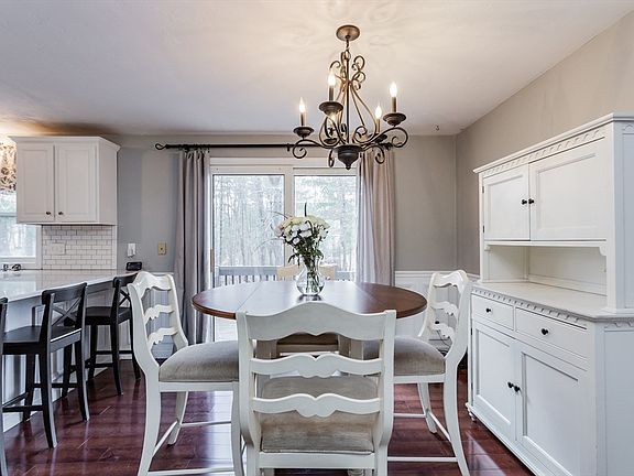 5th image of 68 Gatsby Dr APT 4