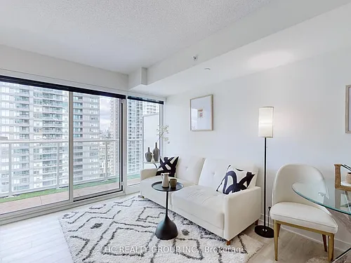 17 Bathurst St Photo 1