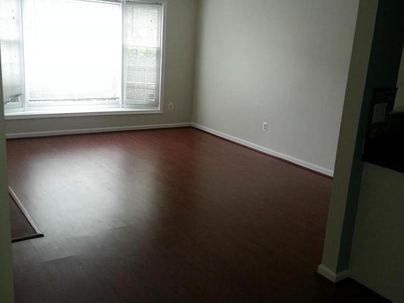 2nd image of 20501 Shadyside Way #21