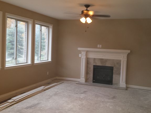 5th image of 14841 Stoney Brook Dr W
