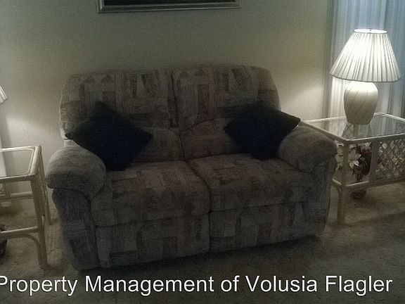 5th image of 2236 Mariposa Ave