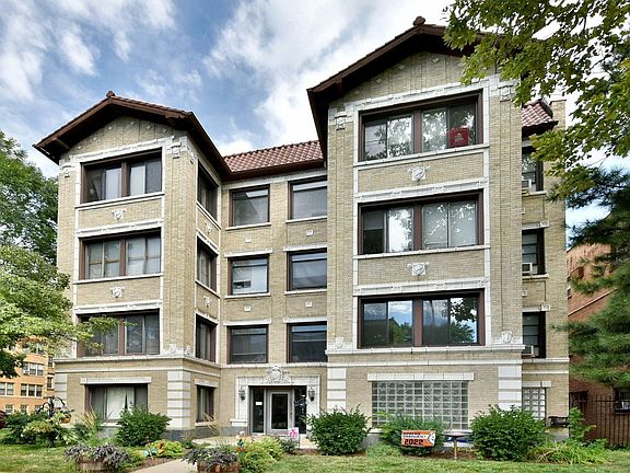 2nd image of 230 W Washington Blvd APT 1
