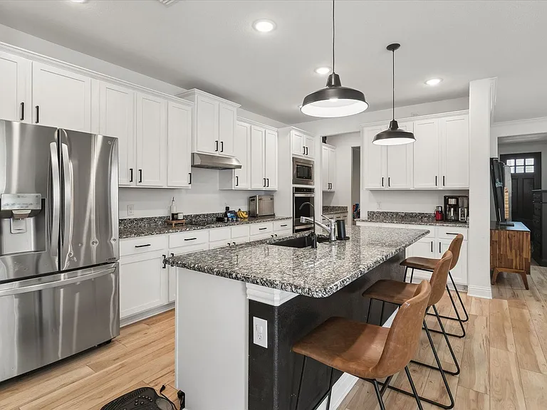 10032 Travis Dr — Photo 8